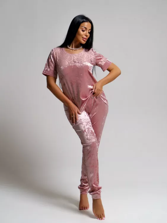 Костюм женский с брюками 719329