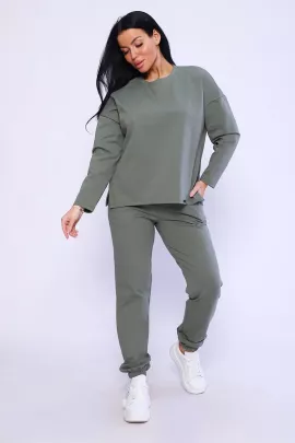 Костюм 80024 оливковый последний размер