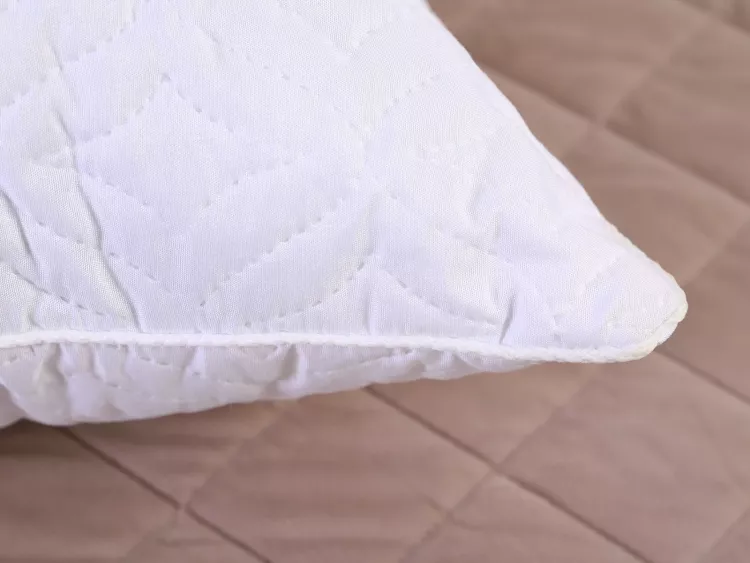 Подушка "Файберфлекс" белая у/степ п/э