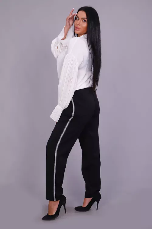 Брюки 43918 черный последний размер