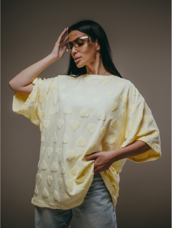 Ирбис футболка женская (махра сердца сливочное масло)