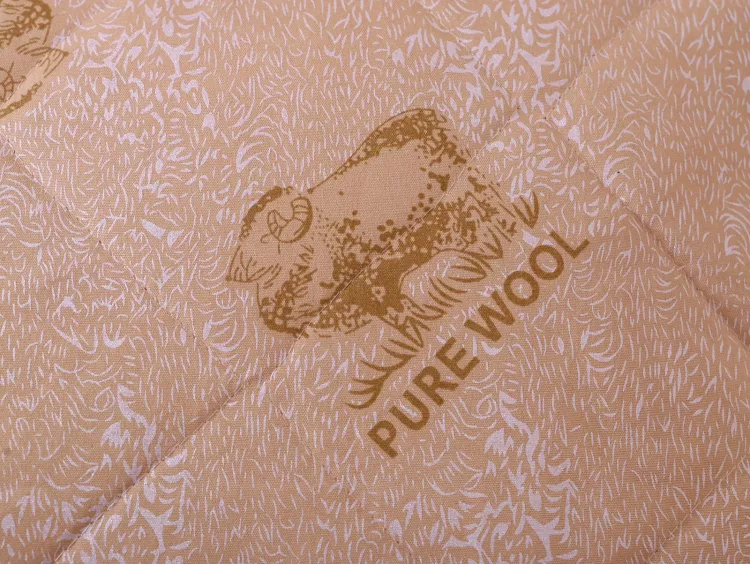 Подушка "Овечья шерсть" тик на молнии