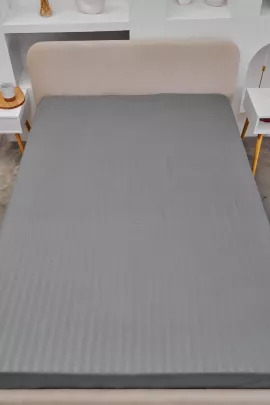 Простыня Микрофибра Страйп на резинке - Светло-серый