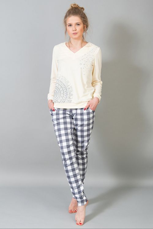 Женский домашний костюм с брюками и кофтой 184